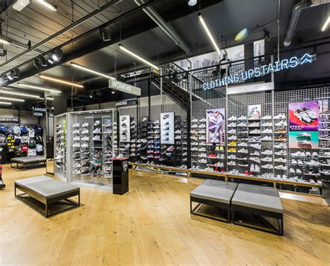 adidas alexandrium telefoonnummer|alle winkels alexandrium.